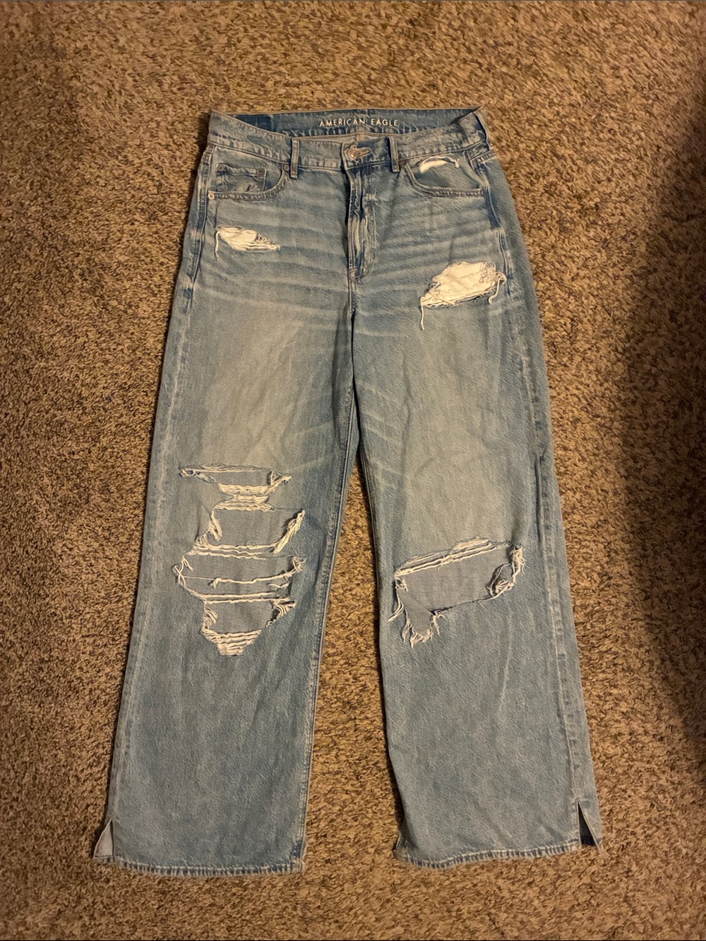 American Eagle distressed super high rise baggy wide leg Jean - size 6